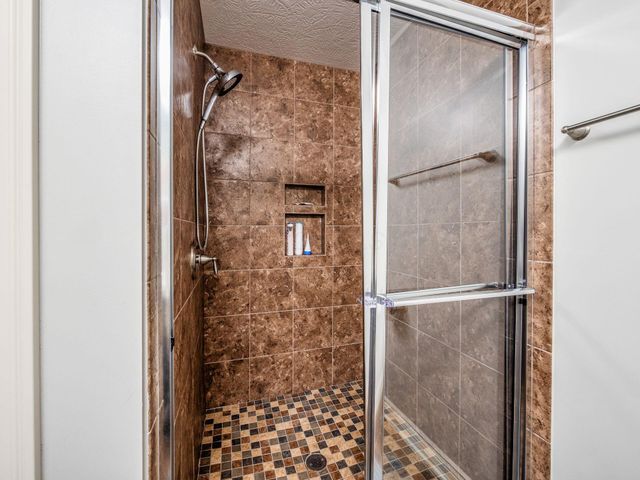 7028 Corazon Drive, Dublin, OH 43016