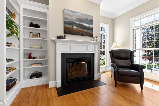 109 Chimeneas Place, Chapel Hill, NC 27517