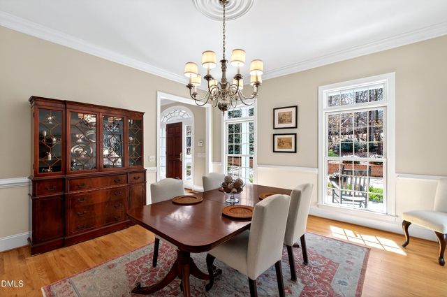 109 Chimeneas Place, Chapel Hill, NC 27517