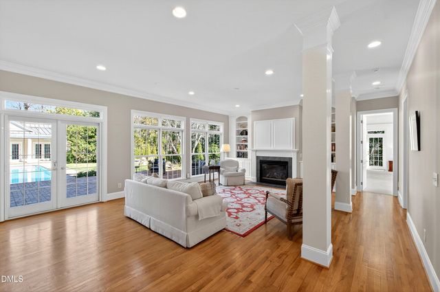 109 Chimeneas Place, Chapel Hill, NC 27517