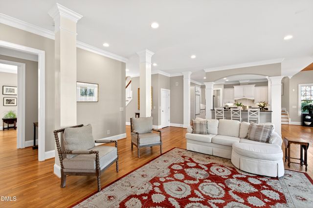 109 Chimeneas Place, Chapel Hill, NC 27517