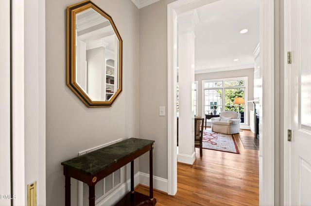 109 Chimeneas Place, Chapel Hill, NC 27517