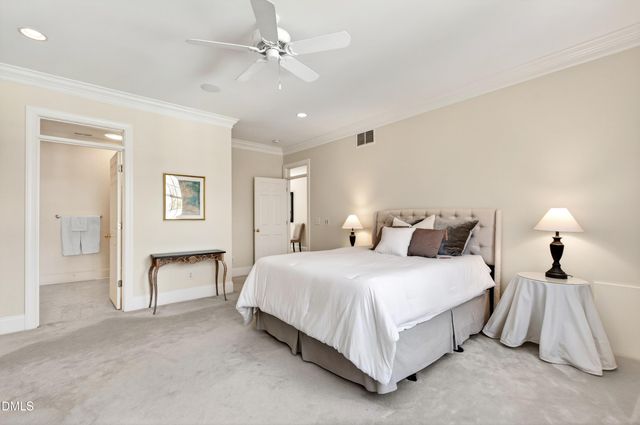 109 Chimeneas Place, Chapel Hill, NC 27517