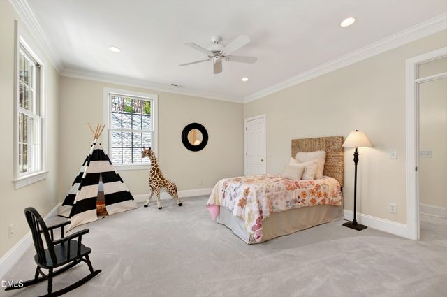 109 Chimeneas Place, Chapel Hill, NC 27517