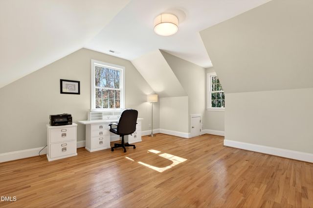 109 Chimeneas Place, Chapel Hill, NC 27517