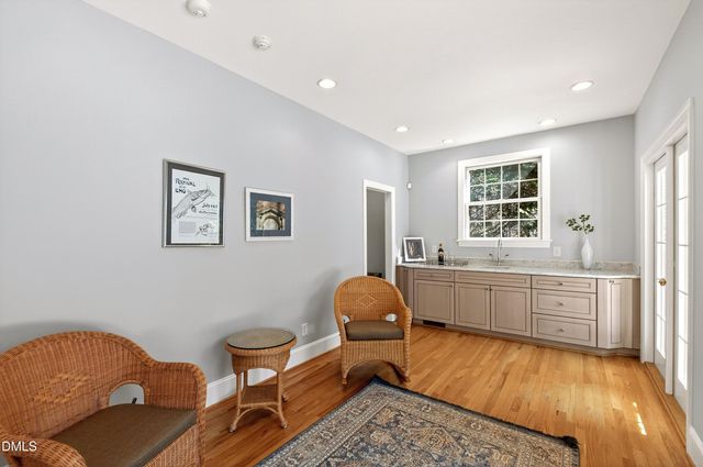 109 Chimeneas Place, Chapel Hill, NC 27517