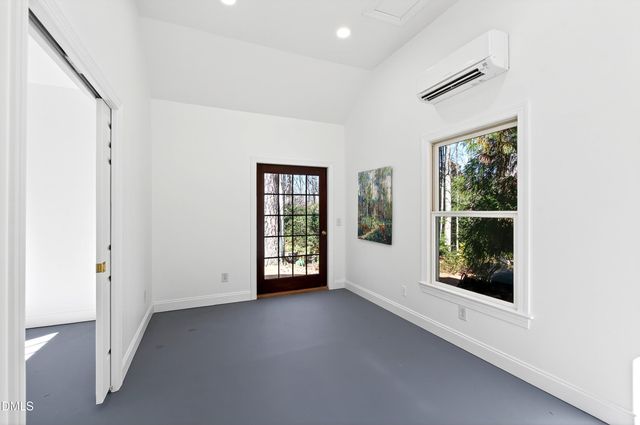 109 Chimeneas Place, Chapel Hill, NC 27517