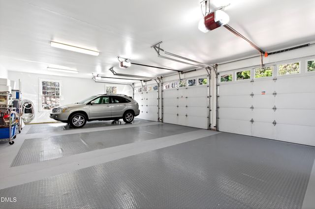 109 Chimeneas Place, Chapel Hill, NC 27517