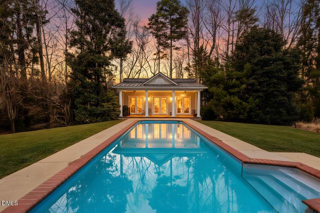 109 Chimeneas Place, Chapel Hill, NC 27517