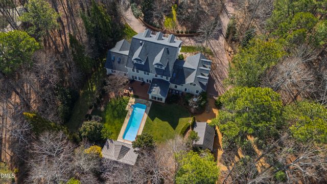 109 Chimeneas Place, Chapel Hill, NC 27517