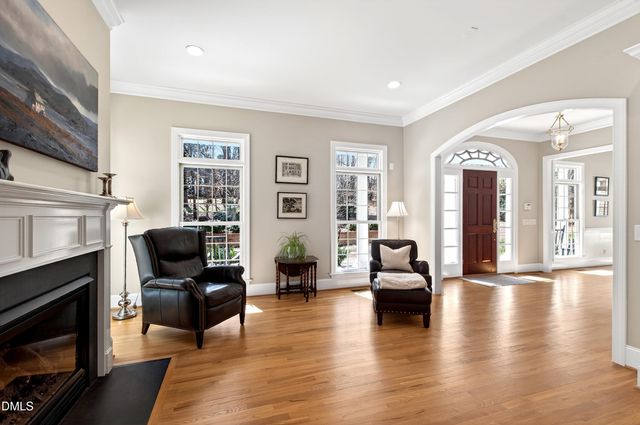 109 Chimeneas Place, Chapel Hill, NC 27517