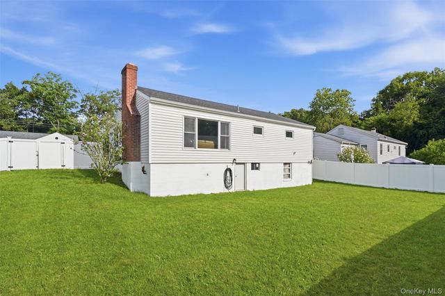 103 W Willow Street, Beacon, NY 12508