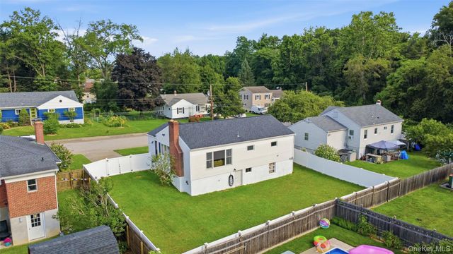 103 W Willow Street, Beacon, NY 12508
