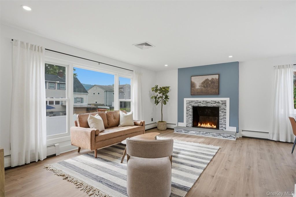103 W Willow Street, Beacon, NY 12508 — photo 2