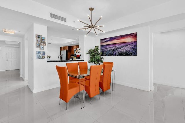 3330 NE 190th Street 1011, Aventura, FL 33180