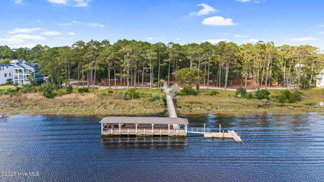 3618 Holly Harbor Drive, Southport, NC 28461