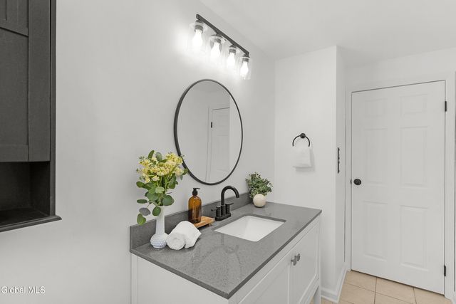 9 Reservoir Road, Knox, NY 12009