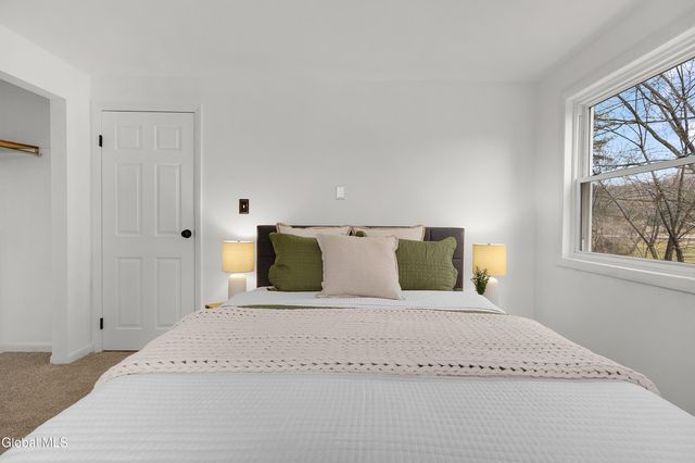 9 Reservoir Road, Knox, NY 12009