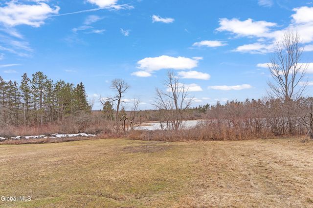 9 Reservoir Road, Knox, NY 12009