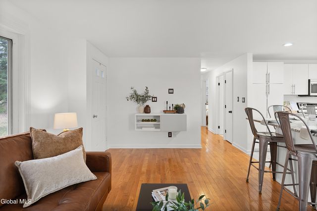 9 Reservoir Road, Knox, NY 12009