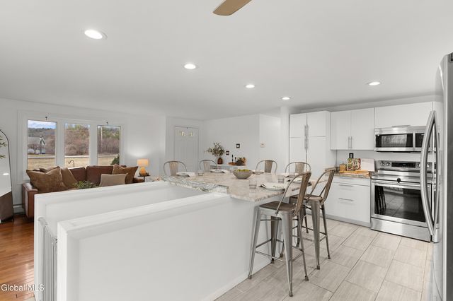 9 Reservoir Road, Knox, NY 12009