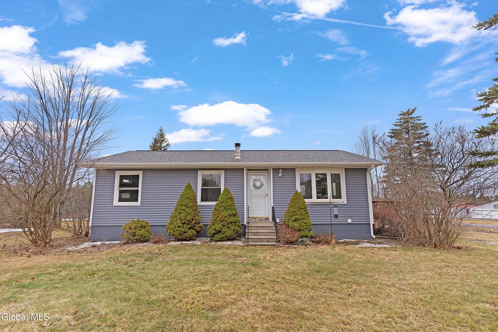 9 Reservoir Road, Knox, NY 12009