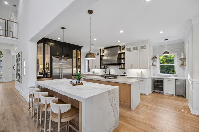 1010 Ashlawn Drive, Southlake, TX 76092