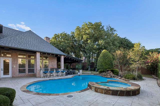 1010 Ashlawn Drive, Southlake, TX 76092