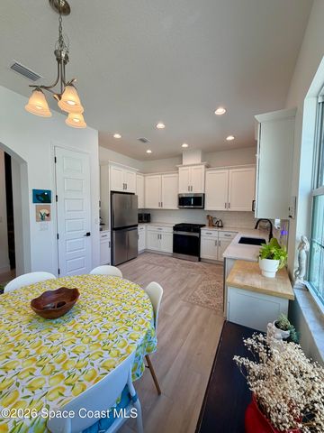 2245 Reeling Circle, Melbourne, FL 32940
