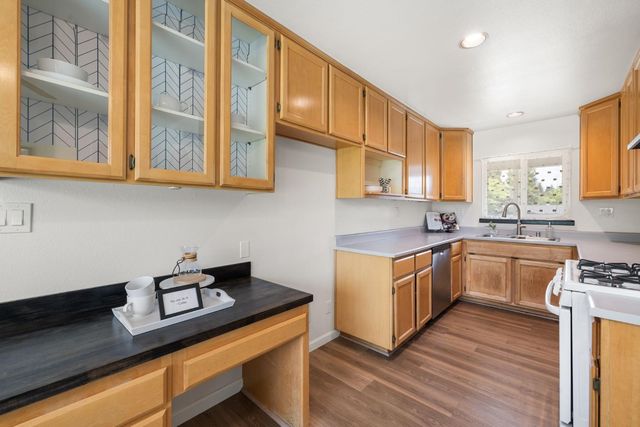 8717 Jonnie Way, Fair Oaks, CA 95628