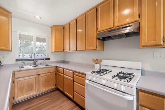 8717 Jonnie Way, Fair Oaks, CA 95628