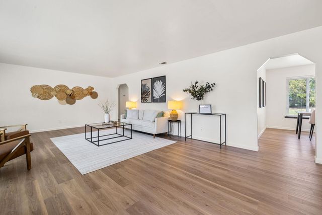 8717 Jonnie Way, Fair Oaks, CA 95628