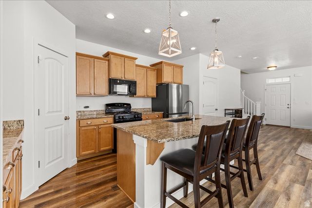 6321 W MOON DR, South Jordan, UT 84009