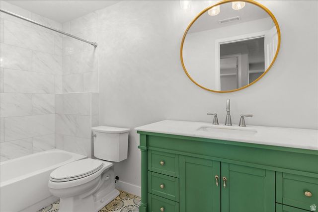 6321 W MOON DR, South Jordan, UT 84009