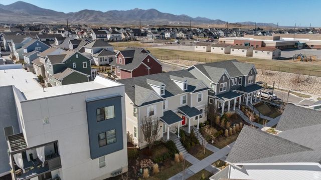 6321 W MOON DR, South Jordan, UT 84009