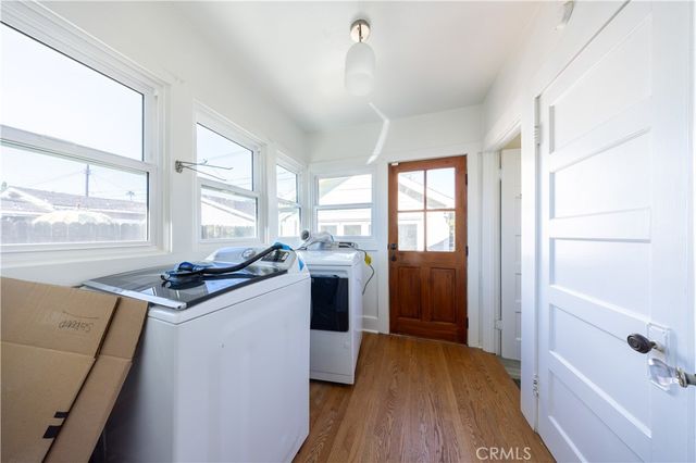 135 N San Marino Avenue, Pasadena, CA 91107