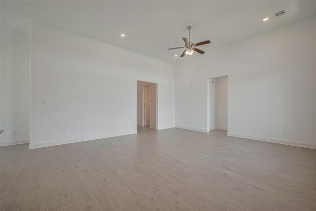 2907 Golden Isle Drive, Texas City, TX 77568