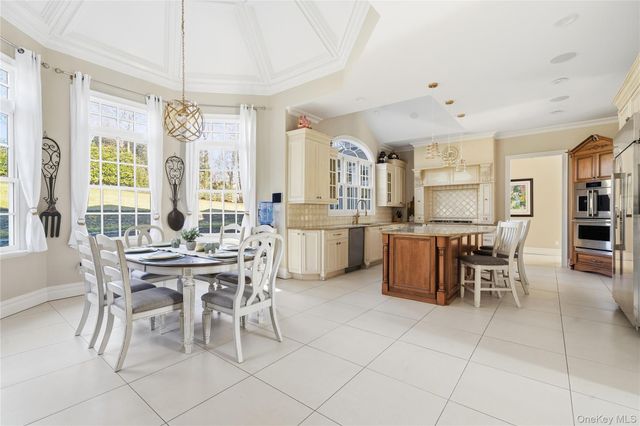 28 Dunlop Road, Huntington, NY 11743