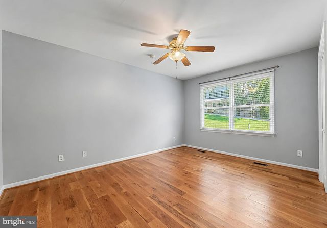 8433 SAILBOAT LN, Lusby, MD 20657