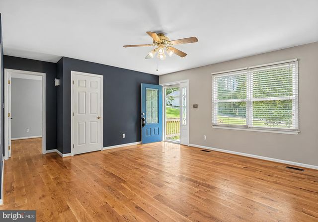 8433 SAILBOAT LN, Lusby, MD 20657
