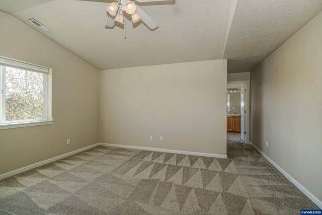 1478 Gifford St SE, Salem, OR 97317