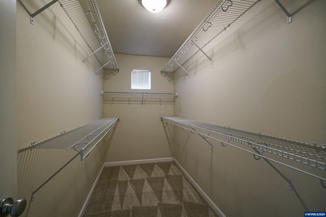 1478 Gifford St SE, Salem, OR 97317