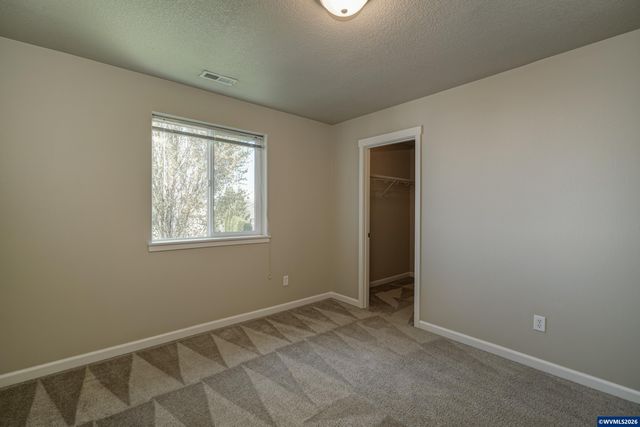 1478 Gifford St SE, Salem, OR 97317