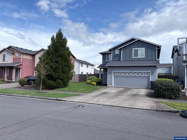 1478 Gifford St SE, Salem, OR 97317