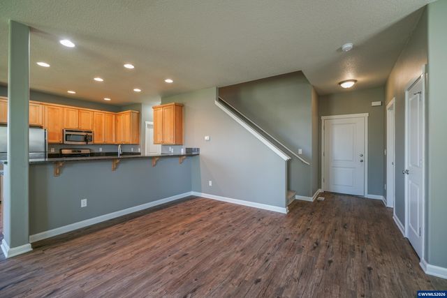 1478 Gifford St SE, Salem, OR 97317