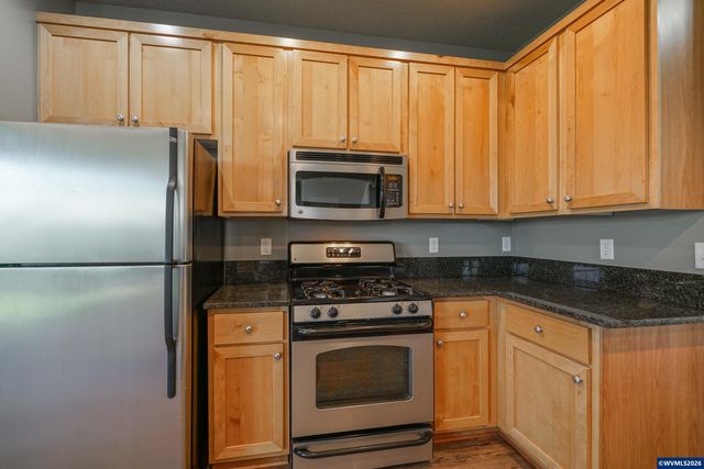 1478 Gifford St SE, Salem, OR 97317