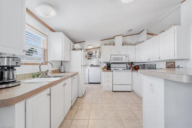 3127 Bayside PKWY, Punta Gorda, FL 33982