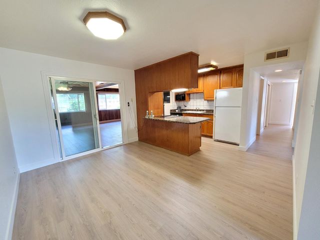 1408 Gregory Way, Roseville, CA 95661