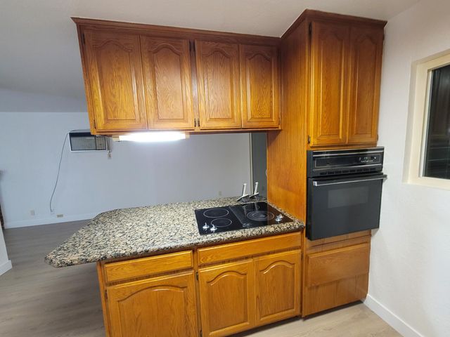 1408 Gregory Way, Roseville, CA 95661