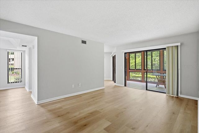 27 OXFORD LANE 27, Palm Coast, FL 32137